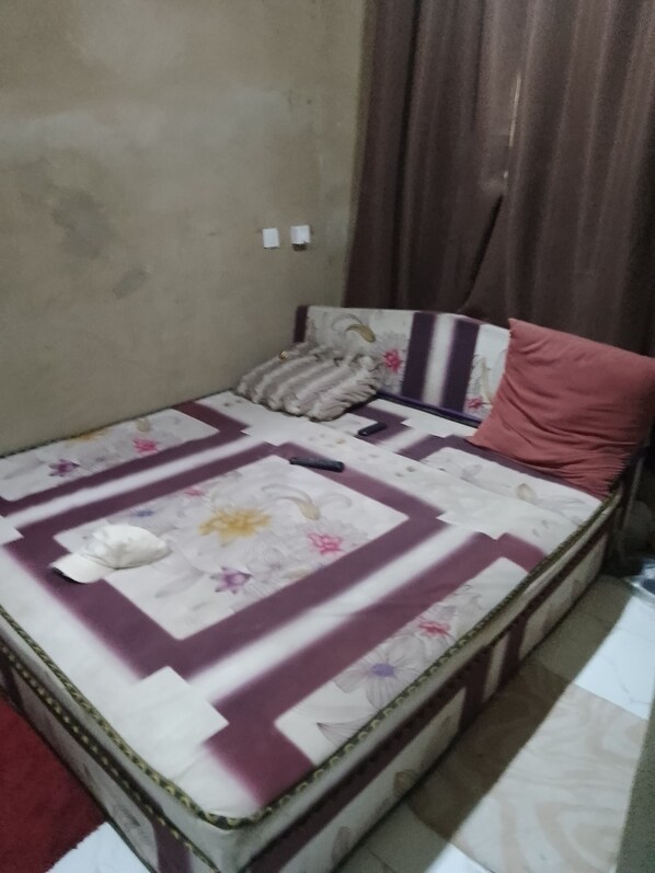 1 chambre, fer et planche à repasser, Wi-Fi