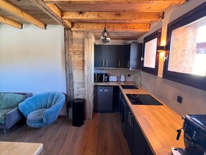 Fridge, dishwasher - Duplex 3 rooms, 6 people, with WIFI and parking (Plagne Villages)