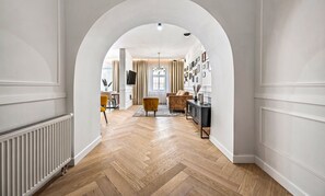 Appartement Deluxe, vue ville | Coin séjour