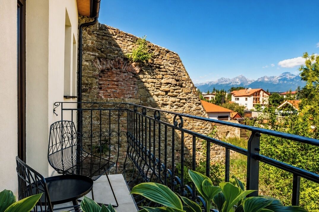 Basic Studio, Balcony, Mountain View | Mountain view