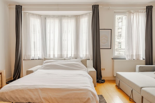 1 bedroom, iron/ironing board, free WiFi, bed sheets