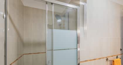 Appartement 'Lujan 6f Entre rêves et réalité' avec vue mer, Wi-Fi et climatisation
