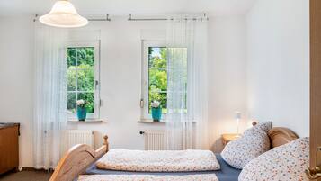 1 Schlafzimmer, BettwÀsche, Rollstuhlgeeignet
