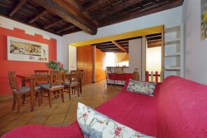 Interior - Cozy Private Access Apartment less than a minute from Navona Square - La Volpe (Roma)