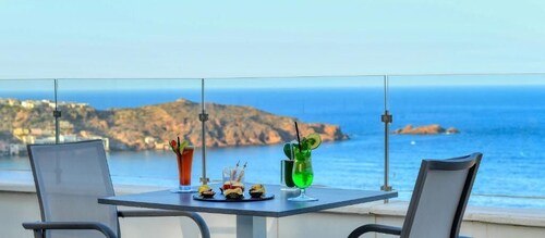 Hotel Falcon Thalassa Resort & Spa