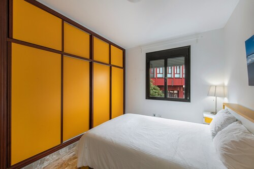 Appartement 'Lujan 3c Entre Cielo et Mer' avec Vue sur la Montagne, Balcon et Wi-Fi