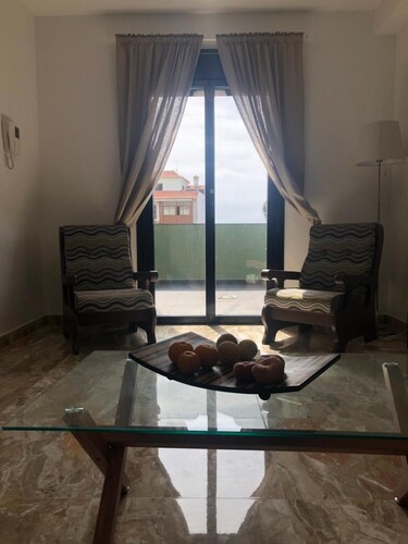 Appartement 'Luján 2 B Entre Campo et Ville' avec Vue sur la Mer et Balcon