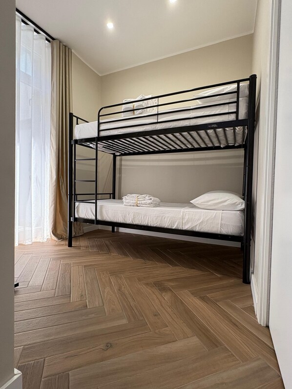 2 chambres, Wi-Fi, draps fournis