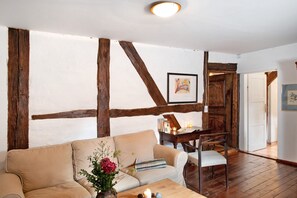 Interior - Apartment 'Lemon Attic' with Shared Terrace, Shared Garden and Wi-Fi (Wardow Ortsteil Polchow)