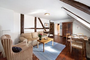 Table tennis - Apartment 'Lemon Attic' with Shared Terrace, Shared Garden and Wi-Fi (Wardow Ortsteil Polchow)