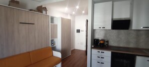 Interior - Apartment 'Olbia Comfort' with Shared Pool, Balcony and Air Conditioning (Olbia)