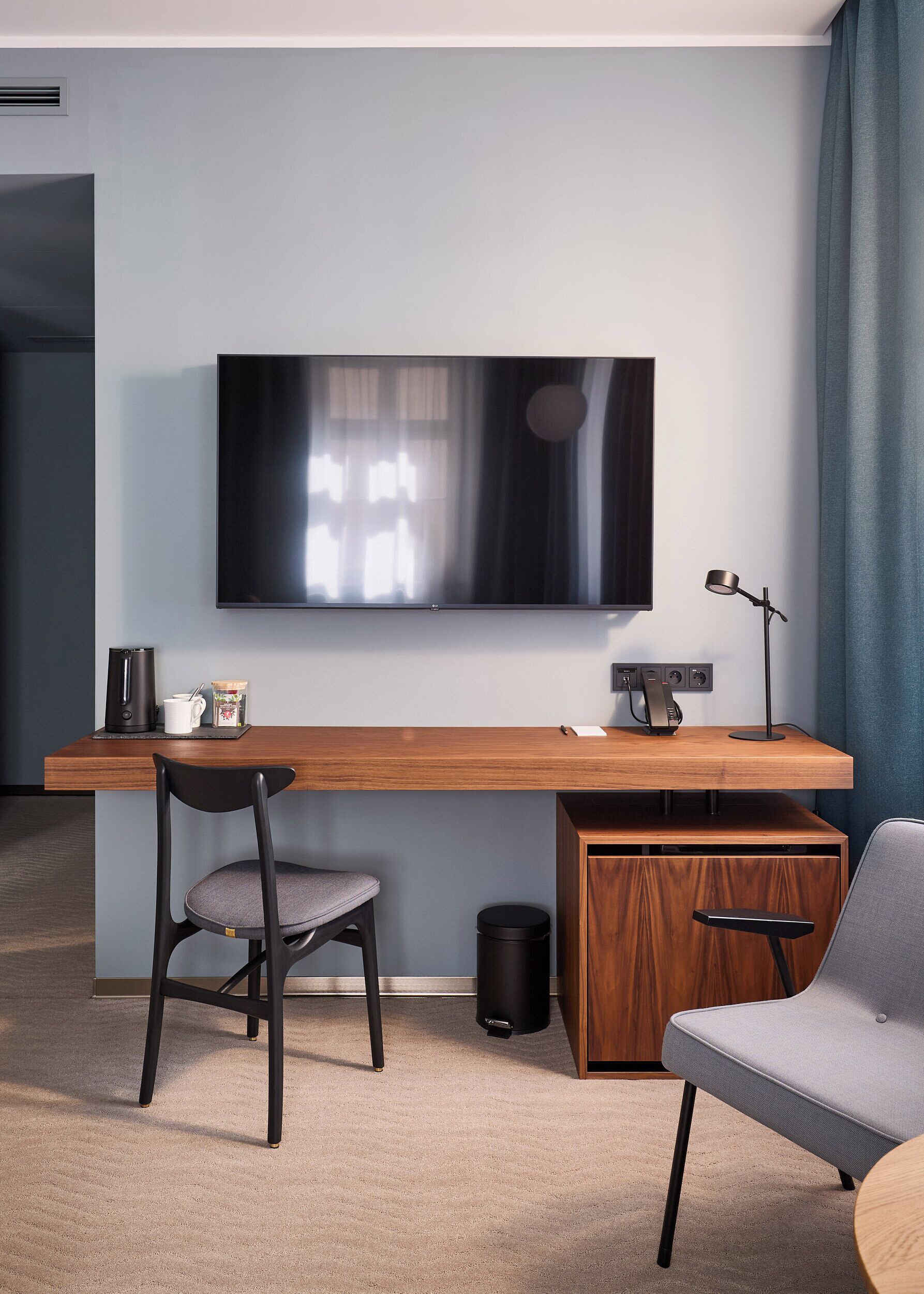 Standard Double Room, Mobility Accessible | In-room safe, desk, laptop workspace, blackout drapes