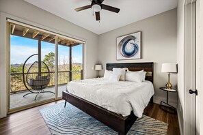 8 bedrooms, iron/ironing board, travel cot, free WiFi