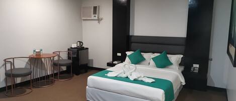 Deluxe Double Room | Premium bedding, desk, free WiFi, bed sheets