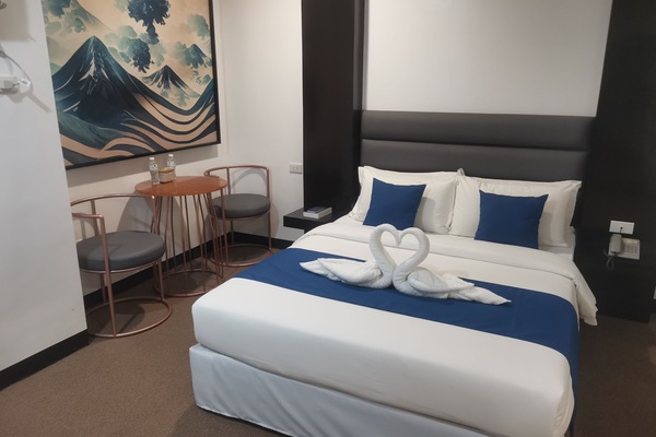 Premium bedding, desk, free WiFi, bed sheets