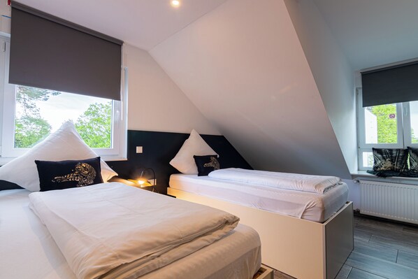 Laptop workspace, free WiFi