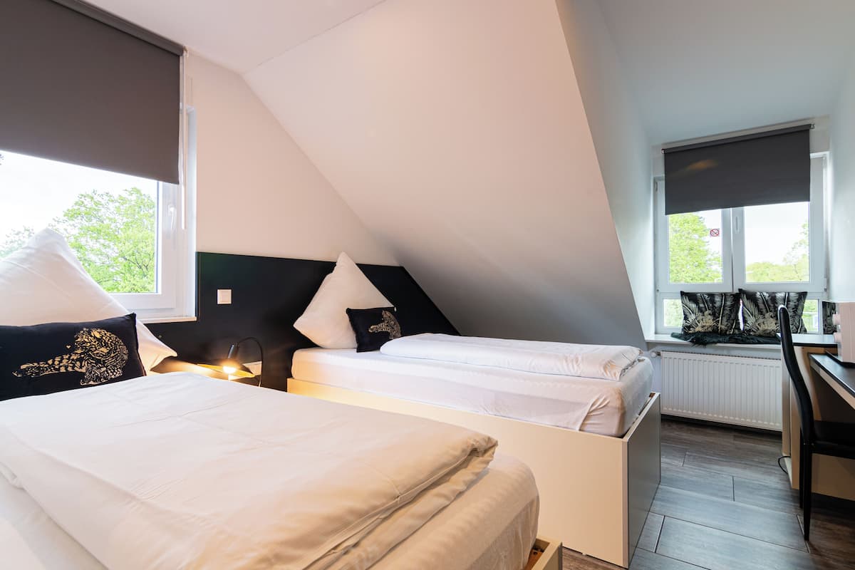 Laptop workspace, free WiFi