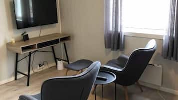 Comfort-Einzelzimmer | Schreibtisch, laptopgeeigneter Arbeitsplatz, schallisolierte Zimmer