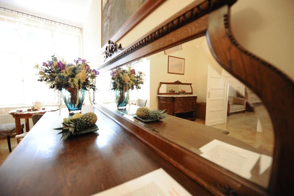 ดีลักซ์อพาร์ทเมนท์, 2 ห้องนอน | ตู้นิรภัยในห้องพัก, ผ้าม่านกันแสง, เตารีด/โต๊ะรีดผ้า, Wi-Fi ฟรี