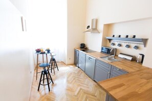 Deluxe Apartment, 2 Bedrooms, Kitchen