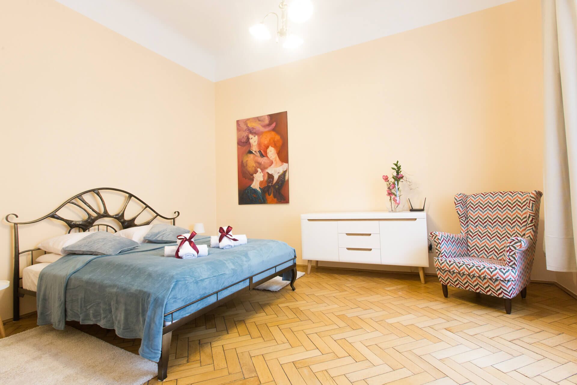 Comfort Apartment, 1 Bedroom | In-room safe, blackout drapes, iron/ironing board, free WiFi