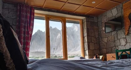 Passu Serene Hotel