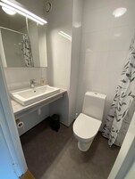 Desk, laptop workspace, soundproofing, free WiFi