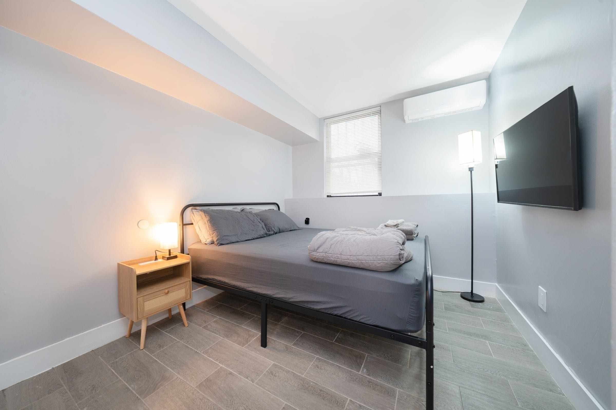 2 間睡房、熨斗/熨衫板、Wi-Fi、床單