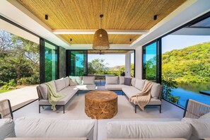 Fernseher, Arbeitsbereiche