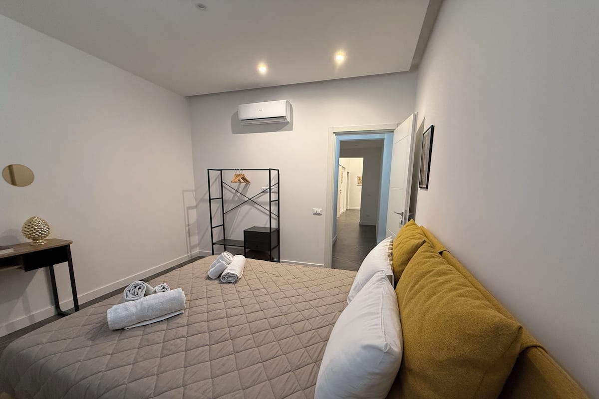 Deluxe Apartment, City View | Capsule