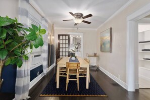 Dining - Discover our charming 2-bed, 1-bath apartment in a beautifully restored triplex (Kansas City)