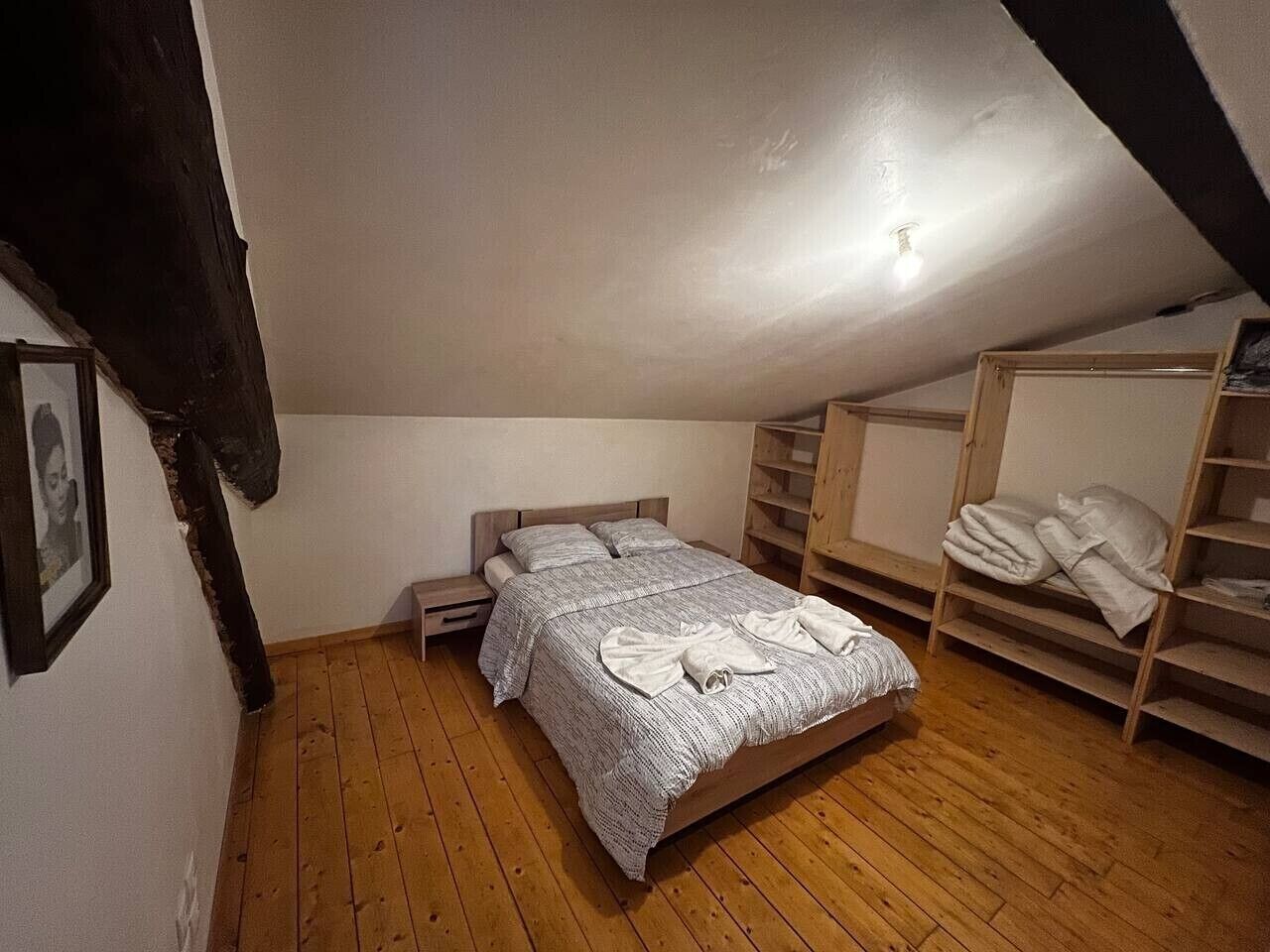 2 soverom, strykejern/-brett, wi-fi og sengetøy