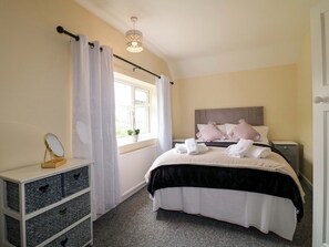 3 habitaciones, decoración personalizada y muebles diferentes