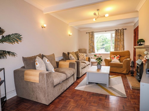 Oxcroft View