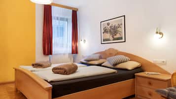 2 bedrooms, WiFi, bed sheets