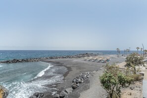 On the beach - 'Afirama 1' Holidays with Sea View, Wi-Fi and Air Conditioning (Las Caletillas)