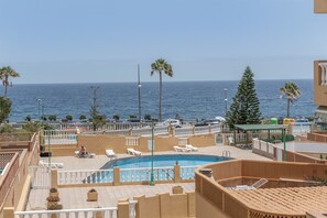 Pool - 'Afirama 1' Holidays with Sea View, Wi-Fi and Air Conditioning (Las Caletillas)
