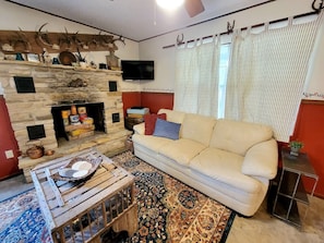 TV
