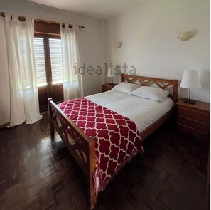 1 sovrum, strykjärn/strykbräda, wi-fi och sängkläder