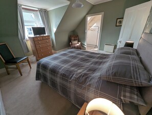 1 bedroom, iron/ironing board, free WiFi, bed sheets - Cozy one Bedroomed House in Aberchirder (Huntly)