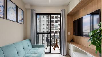 Basic Apartment | Living area