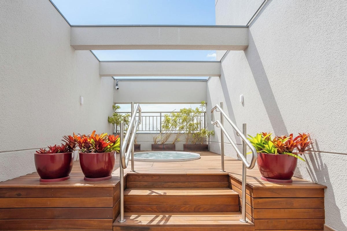 Bañera de hidromasaje exterior