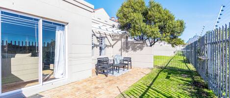 Comfort appartement, terras, uitzicht op tuin | Terras