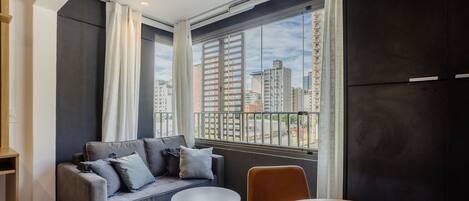 Basic Apartment | Living area