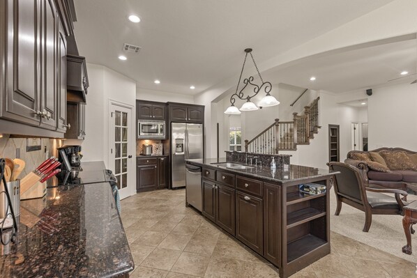 House, 4 Bedrooms, Patio, Pool View | Living room - Unforgettable Memories & Easy Living (Tulsa)