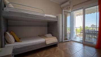 1 habitación, tabla de planchar con plancha, wifi y ropa de cama