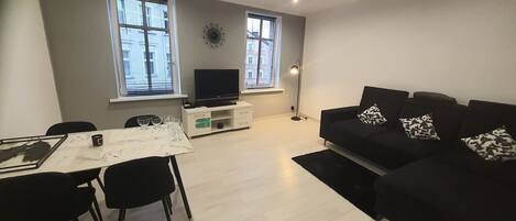 Family Suite, City View