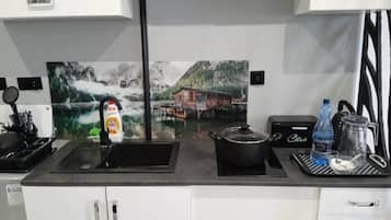 Familien-Suite, Stadtblick | Eigene Kochnische