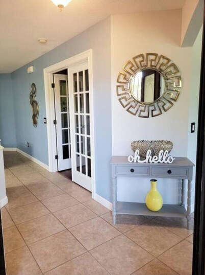 Charming 3-bedroom house with WiFi and AC in serene Port St. Lucie