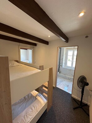 1 Schlafzimmer
